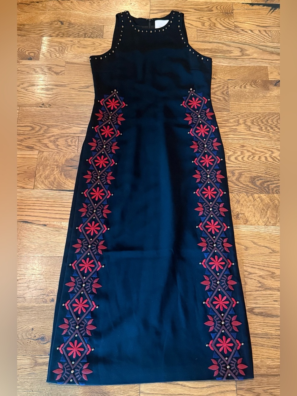 Cinq a Sept. Faye Black Floral Embroidered Tunic Dress. Size 2.